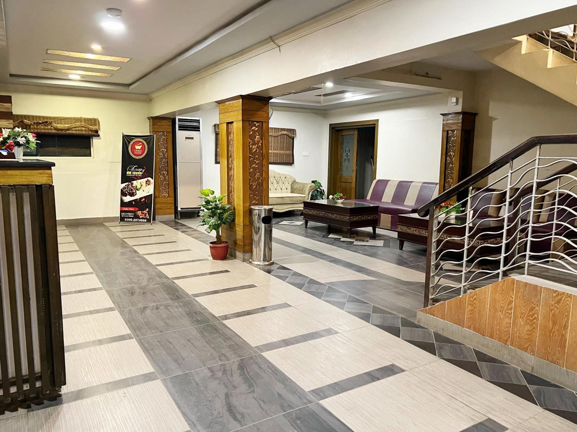 The Grand Hotel Multan Dış mekan fotoğraf
