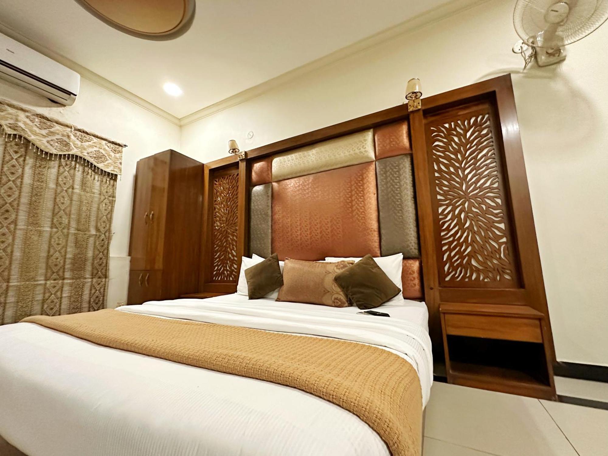 The Grand Hotel Multan Dış mekan fotoğraf